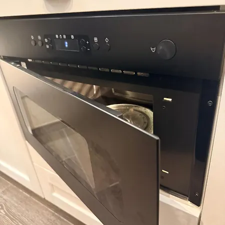 Maison Modi בית הארחה 4*